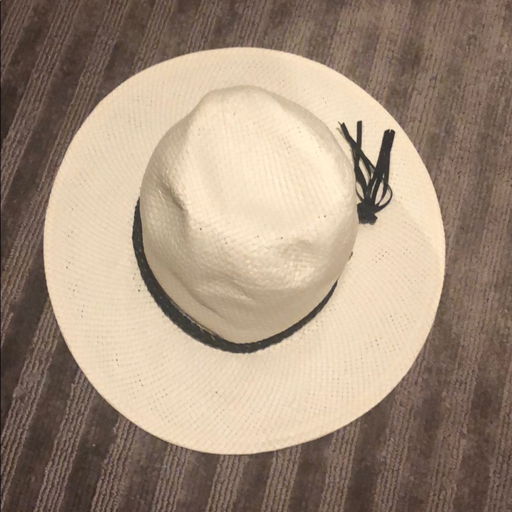 NWOT Free People White carmel hat - Picture 3 of 8